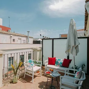 https://ol-lumbreras-bright-duplex-with-private-terrace.es-andalucia.com